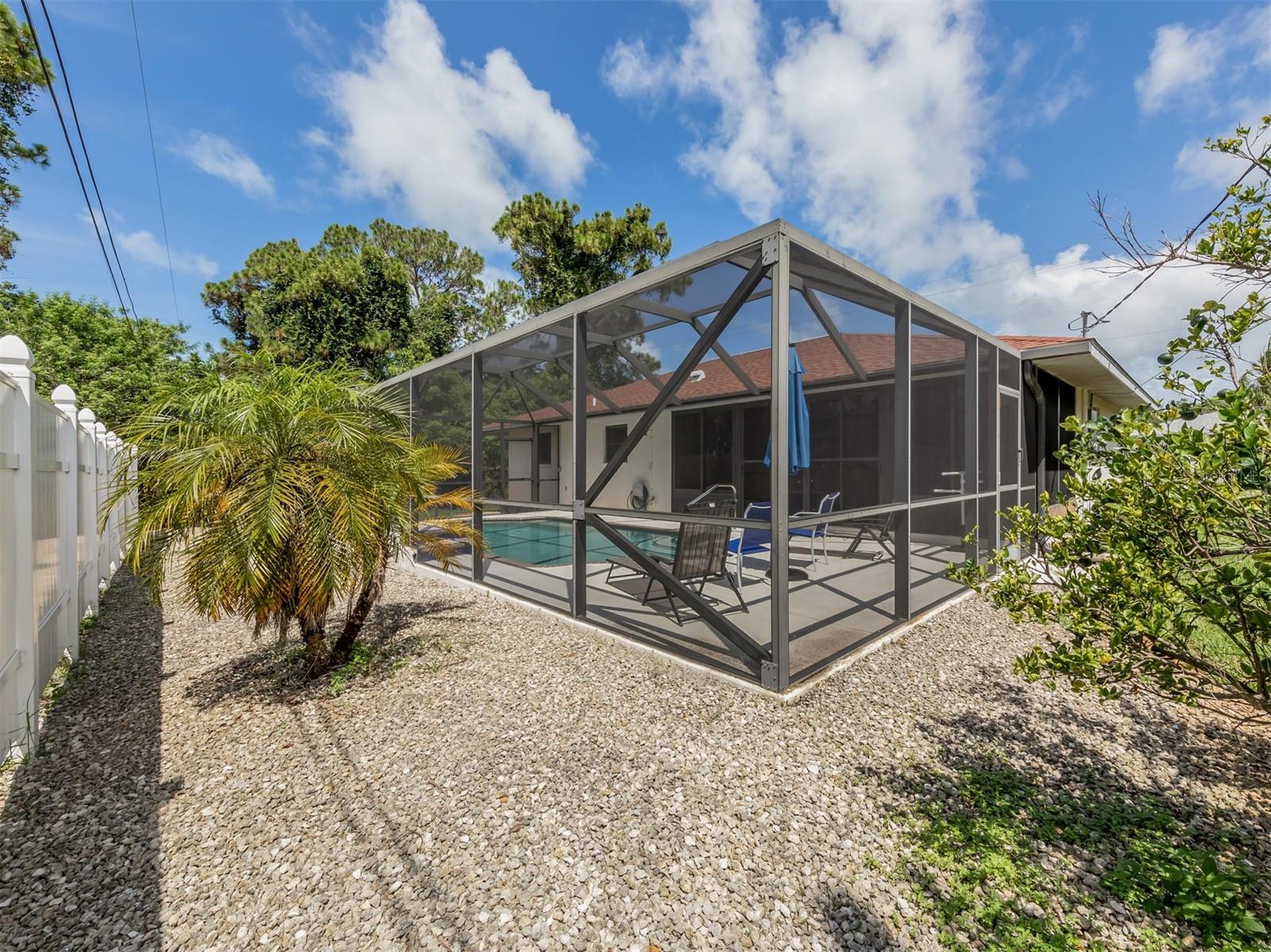 1211 SOUTHLAND RD, VENICE, FL, 34293