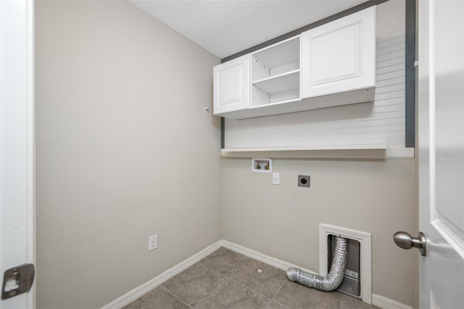 17035 PEACEFUL VALLEY DR, WIMAUMA, FL, 33598