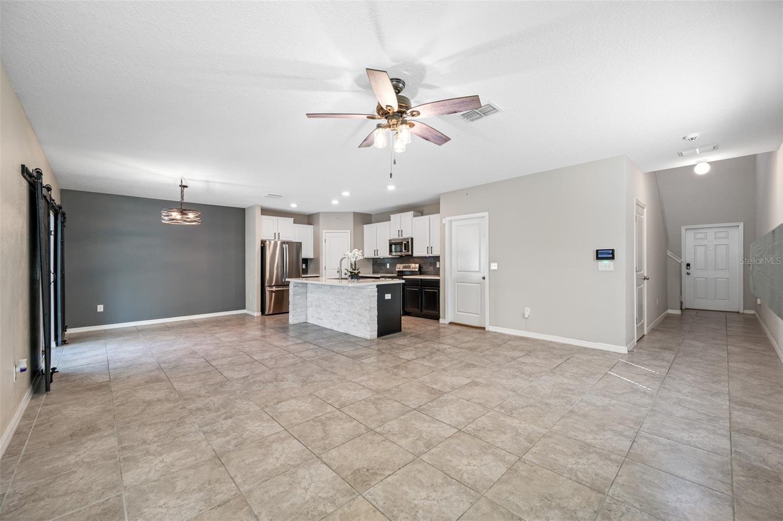 17035 PEACEFUL VALLEY DR, WIMAUMA, FL, 33598