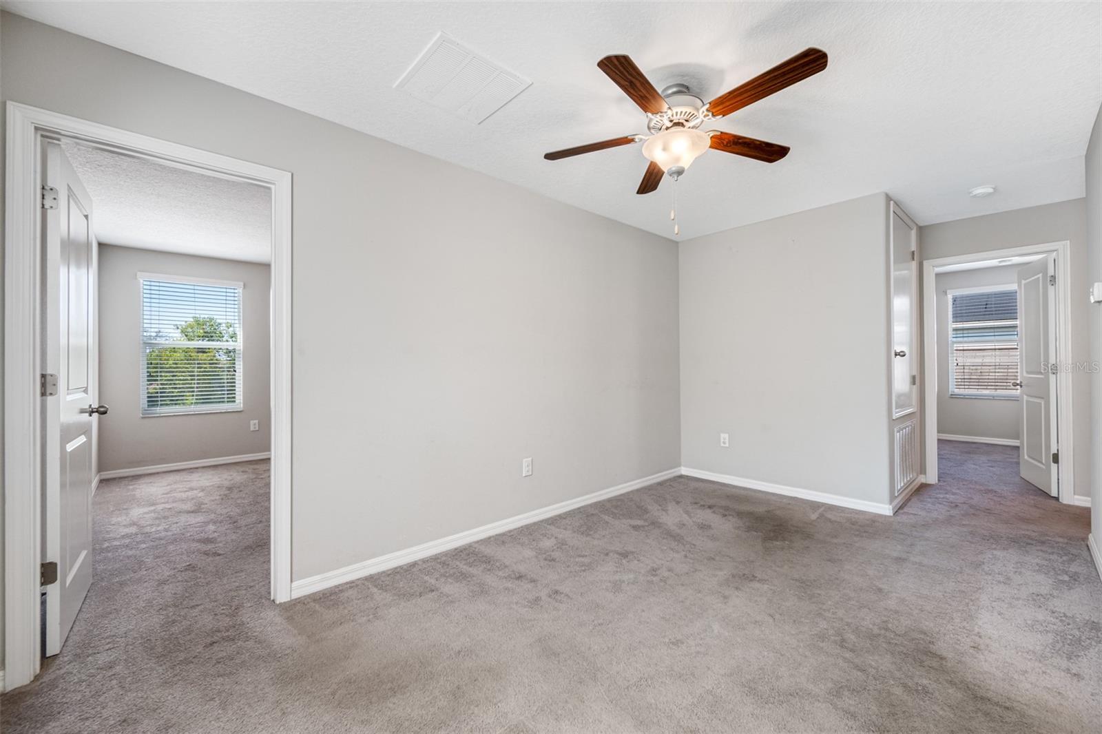 17035 PEACEFUL VALLEY DR, WIMAUMA, FL, 33598