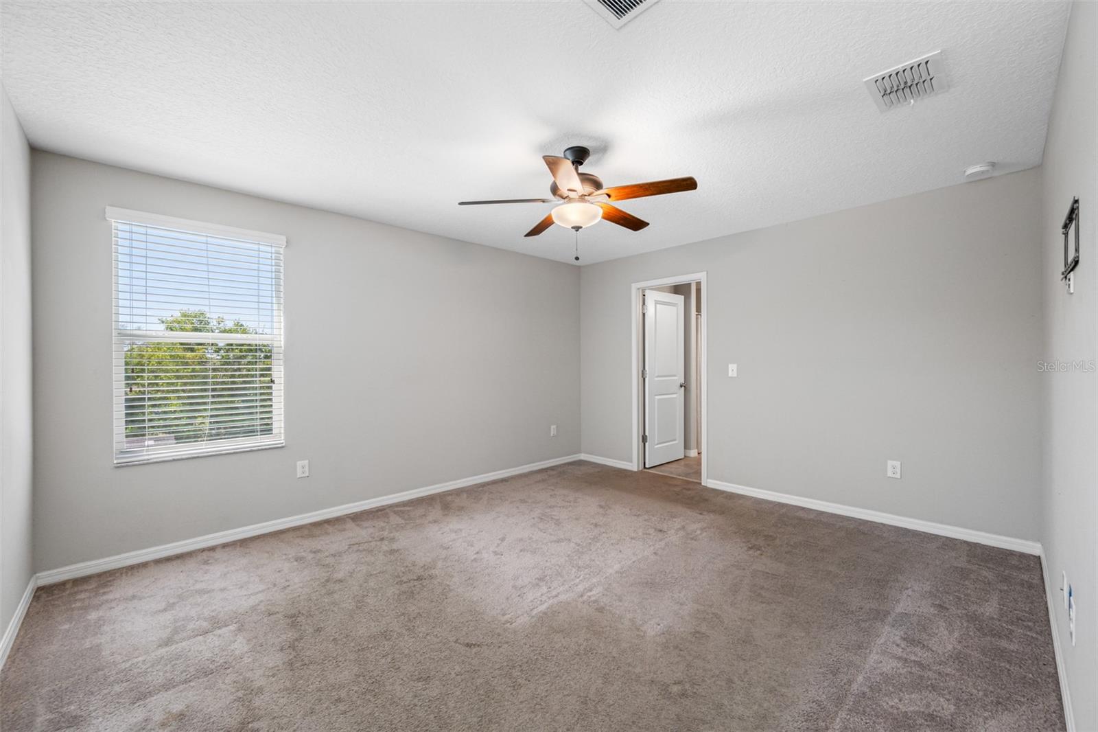 17035 PEACEFUL VALLEY DR, WIMAUMA, FL, 33598