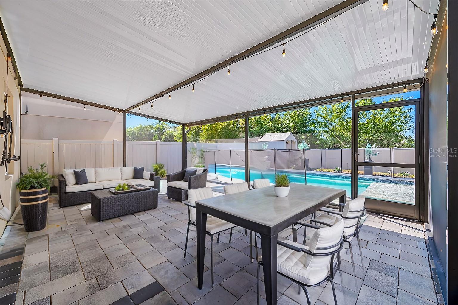 17035 PEACEFUL VALLEY DR, WIMAUMA, FL, 33598