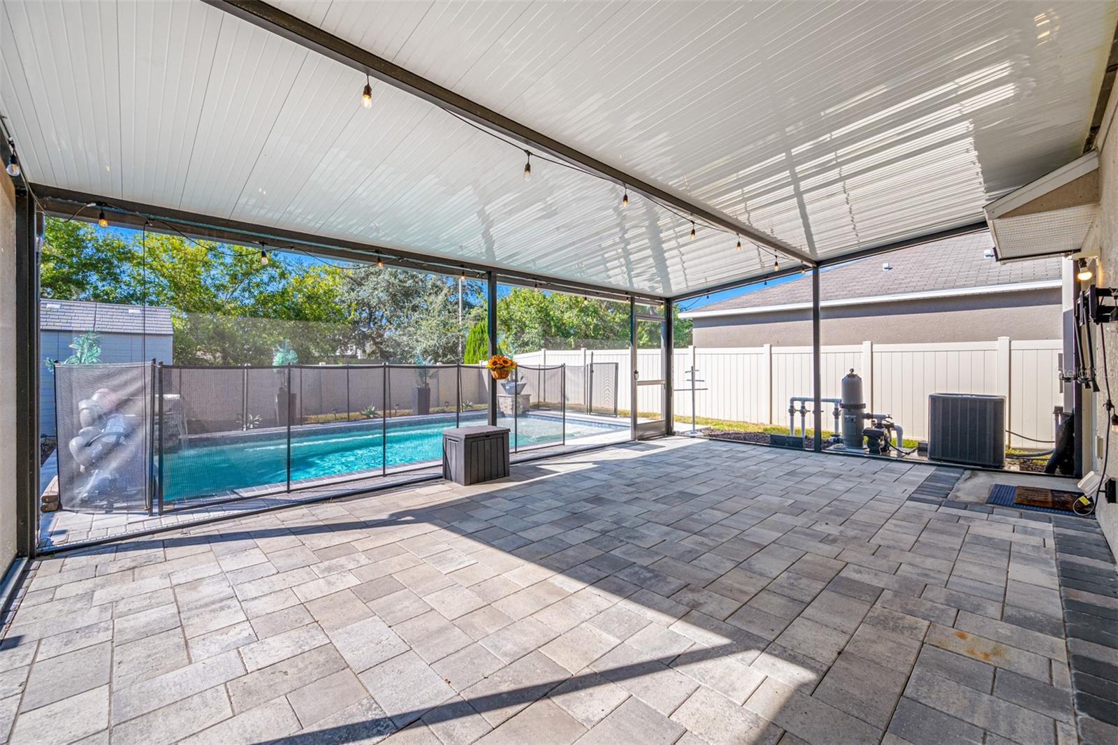 17035 PEACEFUL VALLEY DR, WIMAUMA, FL, 33598