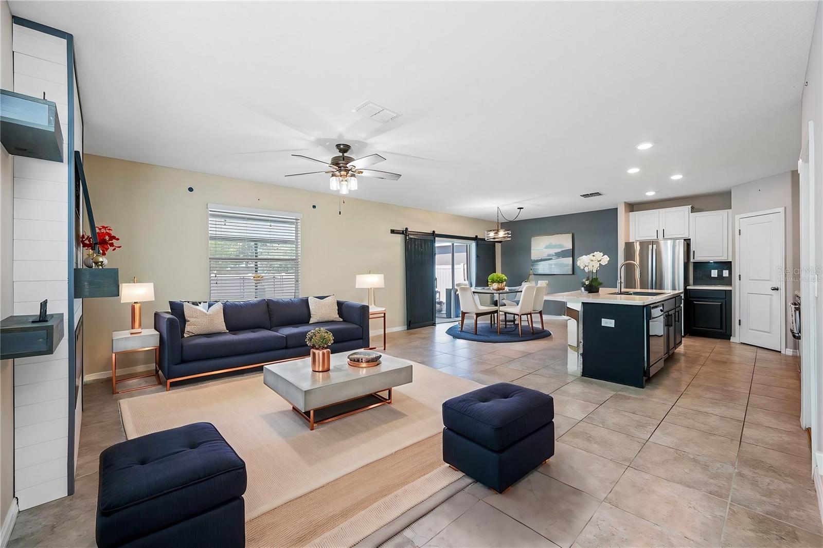 17035 PEACEFUL VALLEY DR, WIMAUMA, FL, 33598