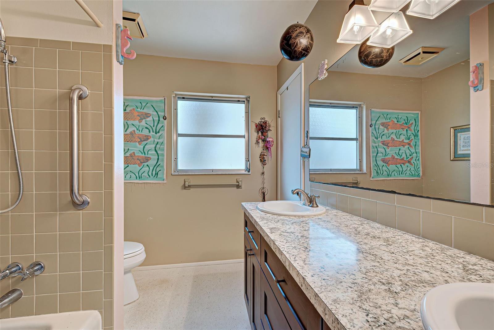 110 S OXFORD DR, ENGLEWOOD, FL, 34223