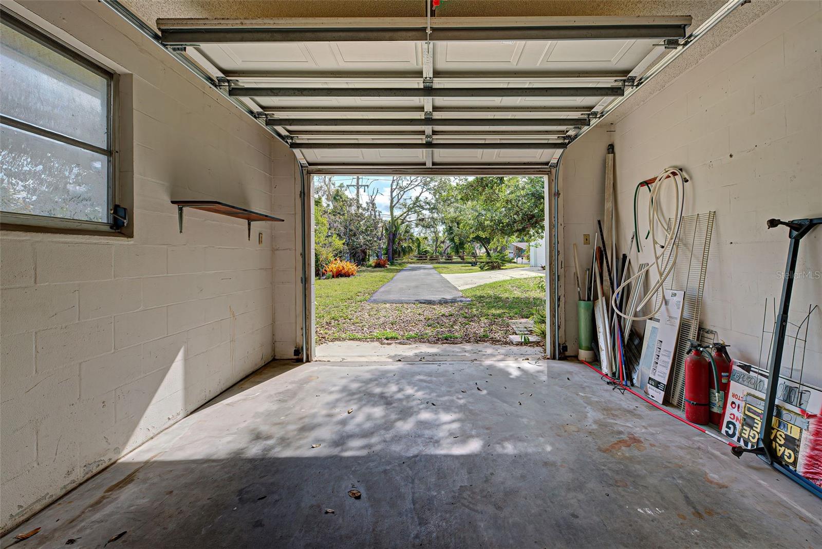 110 S OXFORD DR, ENGLEWOOD, FL, 34223