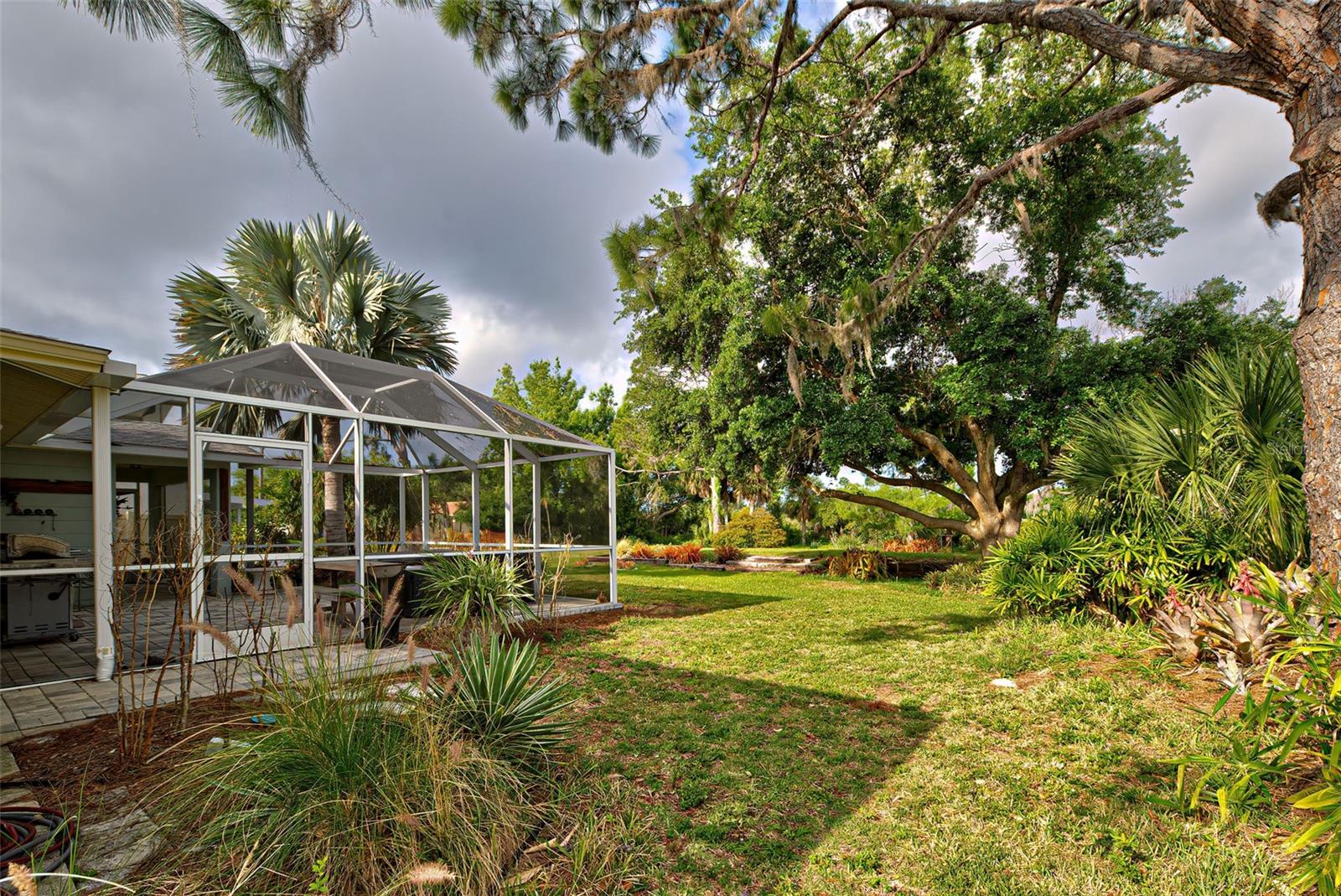 110 S OXFORD DR, ENGLEWOOD, FL, 34223
