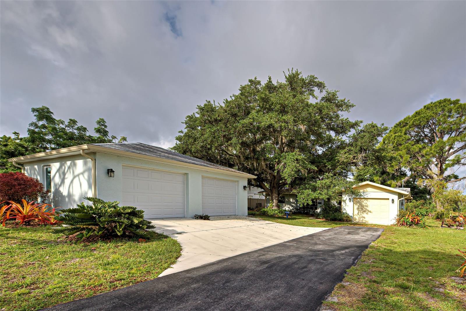 110 S OXFORD DR, ENGLEWOOD, FL, 34223