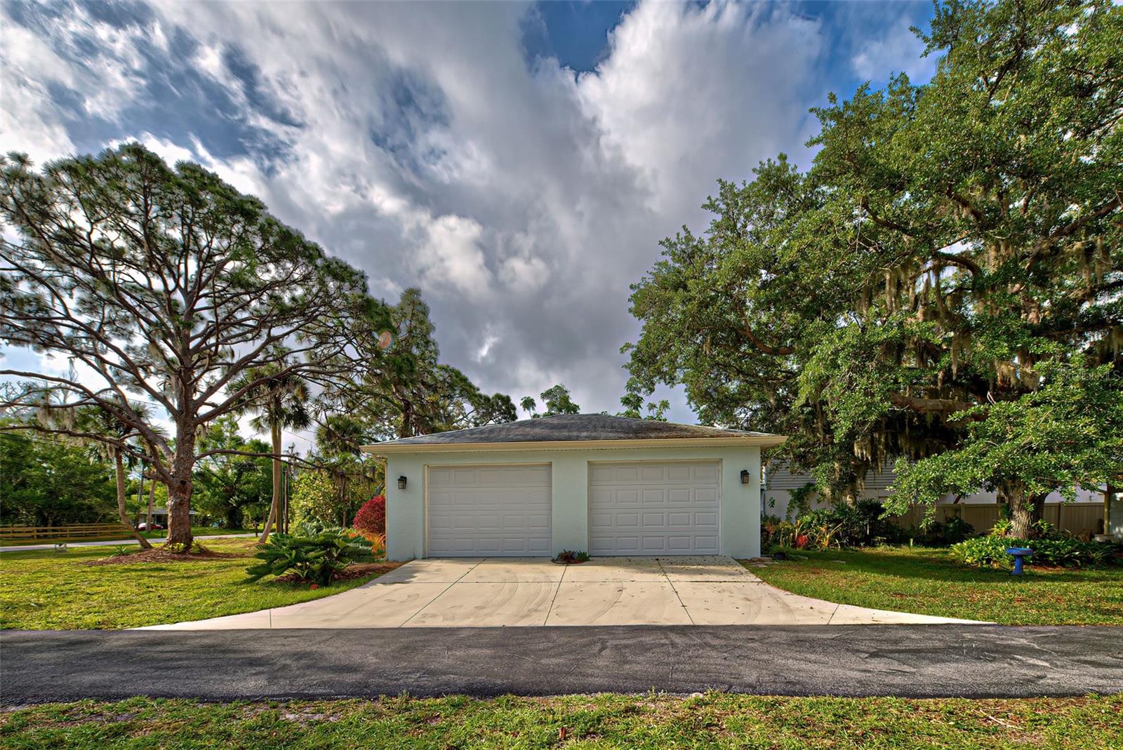 110 S OXFORD DR, ENGLEWOOD, FL, 34223