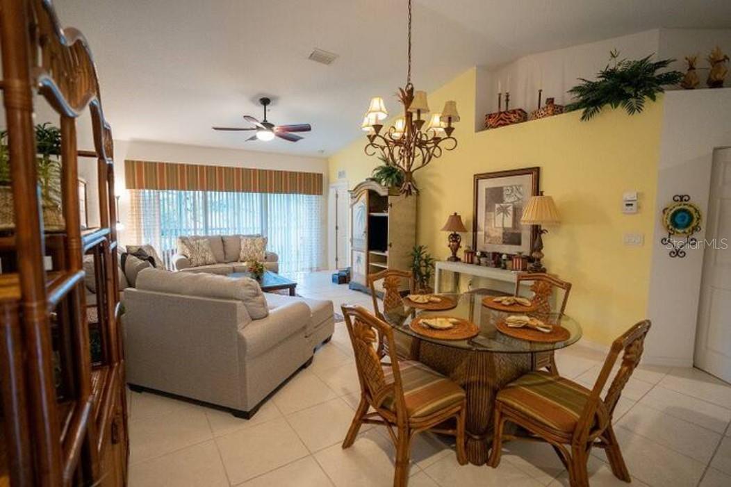 7189 STRAND CIR #1, BRADENTON, FL, 34203