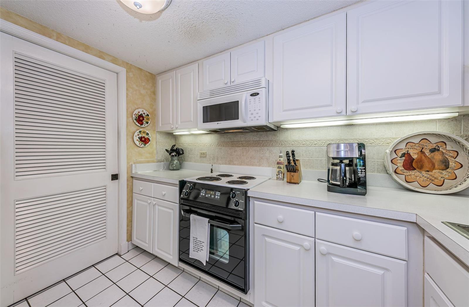 36750 US HIGHWAY 19 N #17-110, PALM HARBOR, FL, 34684