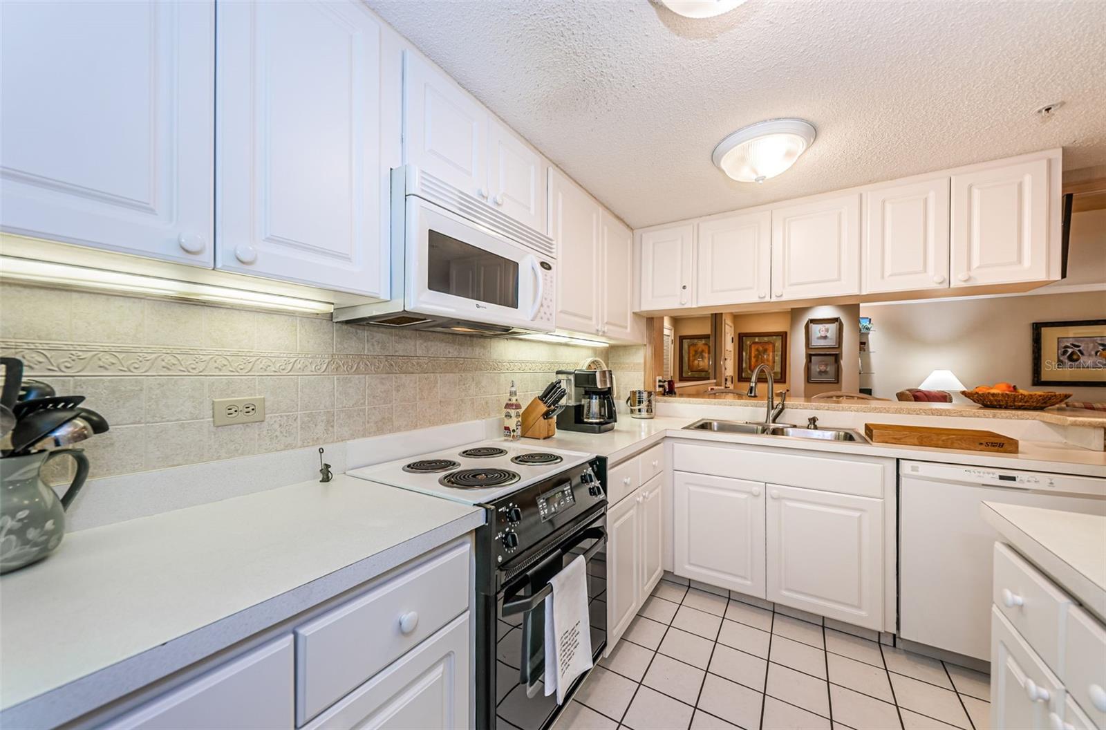 36750 US HIGHWAY 19 N #17-110, PALM HARBOR, FL, 34684