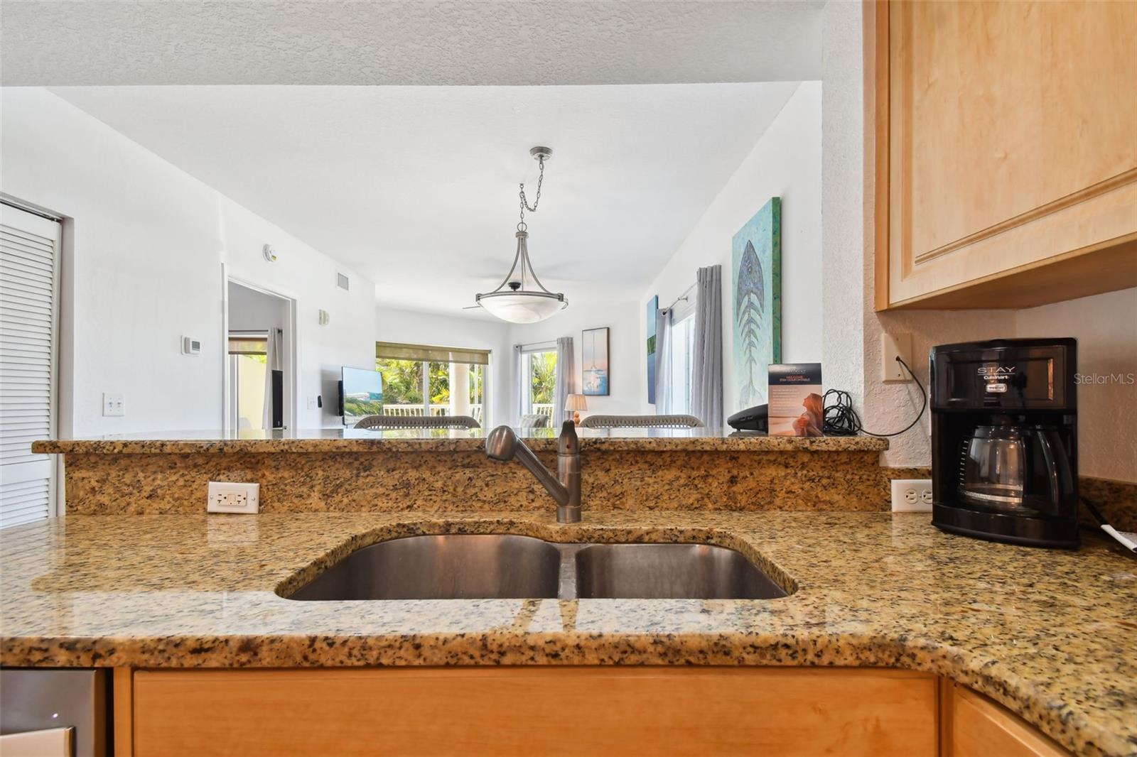11605 GULF BLVD #208, TREASURE ISLAND, FL, 33706