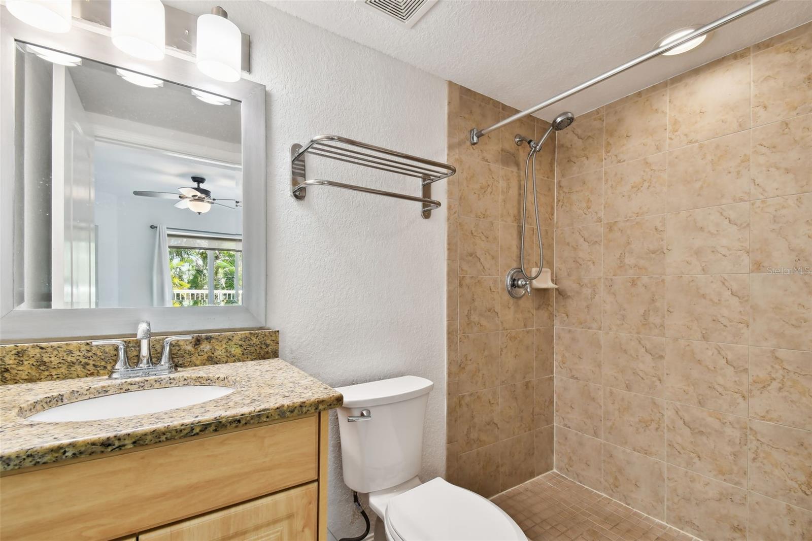 11605 GULF BLVD #208, TREASURE ISLAND, FL, 33706