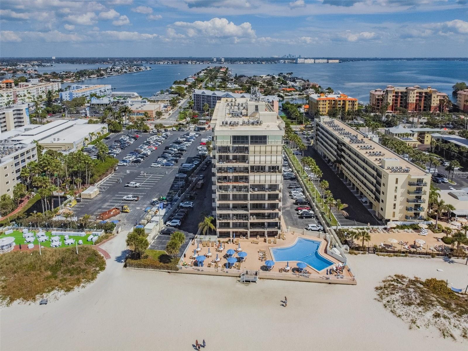 11605 GULF BLVD #208, TREASURE ISLAND, FL, 33706