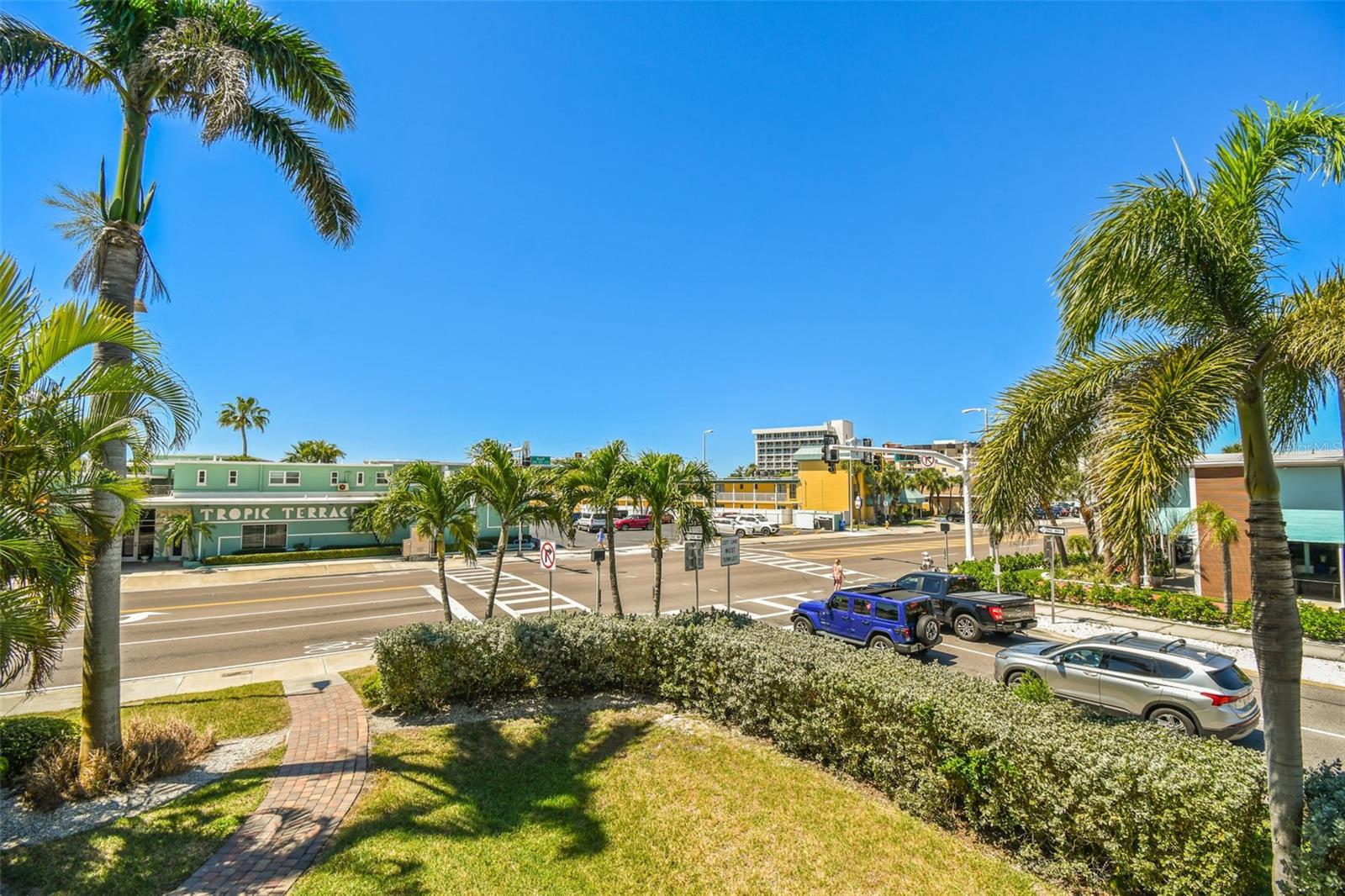 11605 GULF BLVD #208, TREASURE ISLAND, FL, 33706