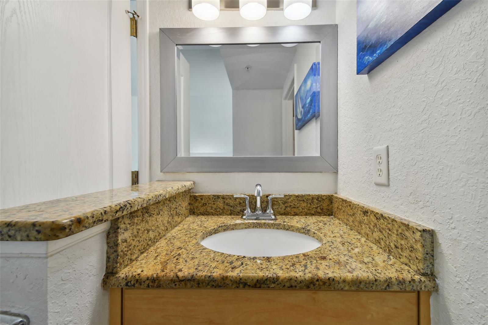 11605 GULF BLVD #208, TREASURE ISLAND, FL, 33706