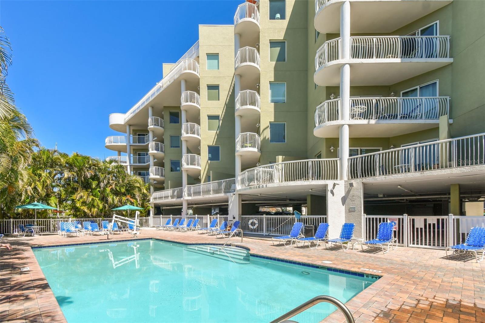 11605 GULF BLVD #208, TREASURE ISLAND, FL, 33706