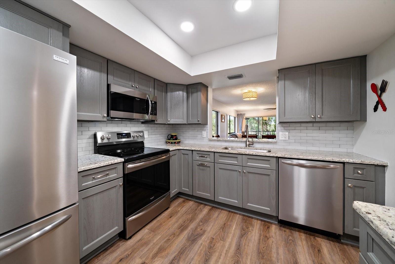 700 STARKEY RD #333, LARGO, FL, 33771