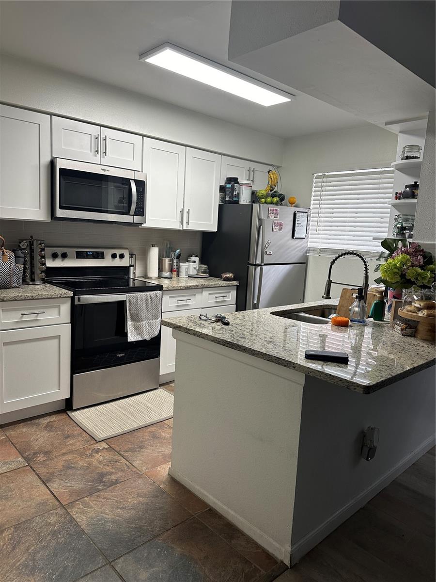 200 AFTON SQ #207, ALTAMONTE SPRINGS, FL, 32714