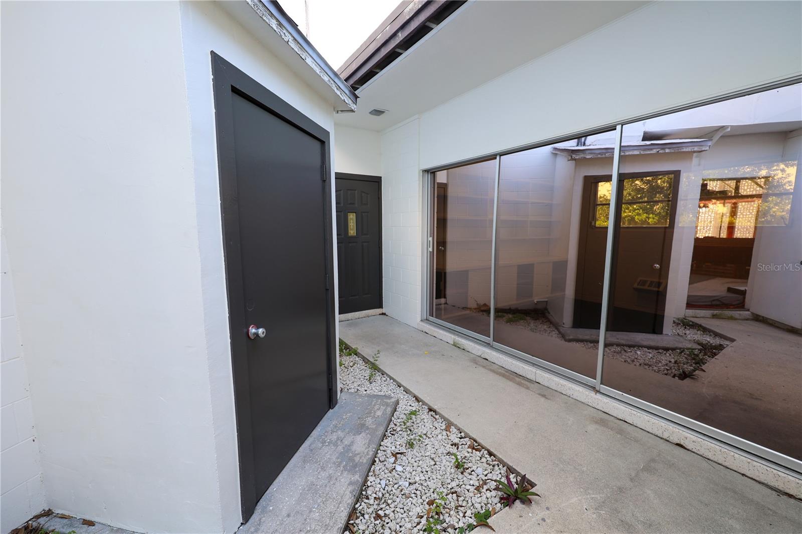 1600 BANYAN DR, VENICE, FL, 34293