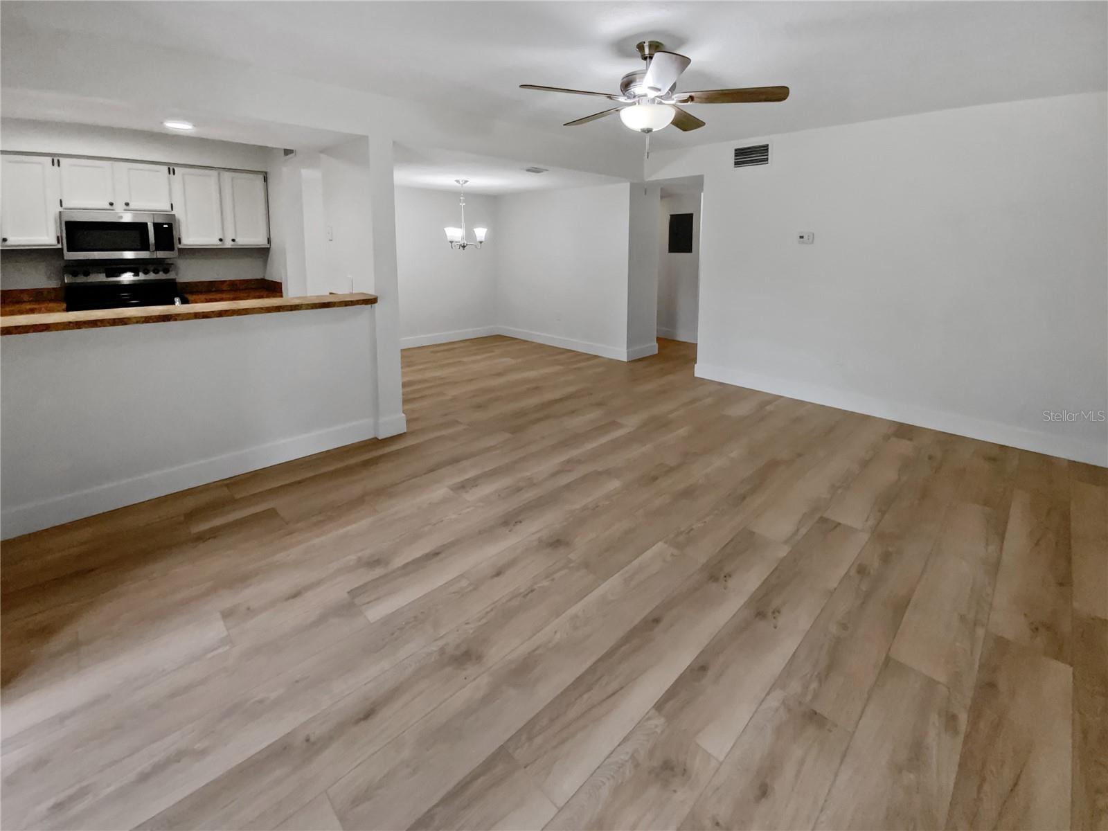 196 RIVERBEND DR #101, ALTAMONTE SPRINGS, FL, 32714