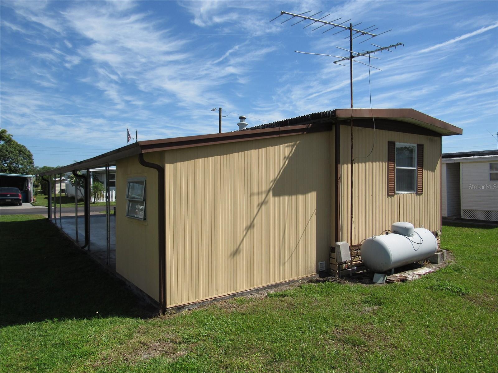 37112 SANDRA AVE, ZEPHYRHILLS, FL, 33542