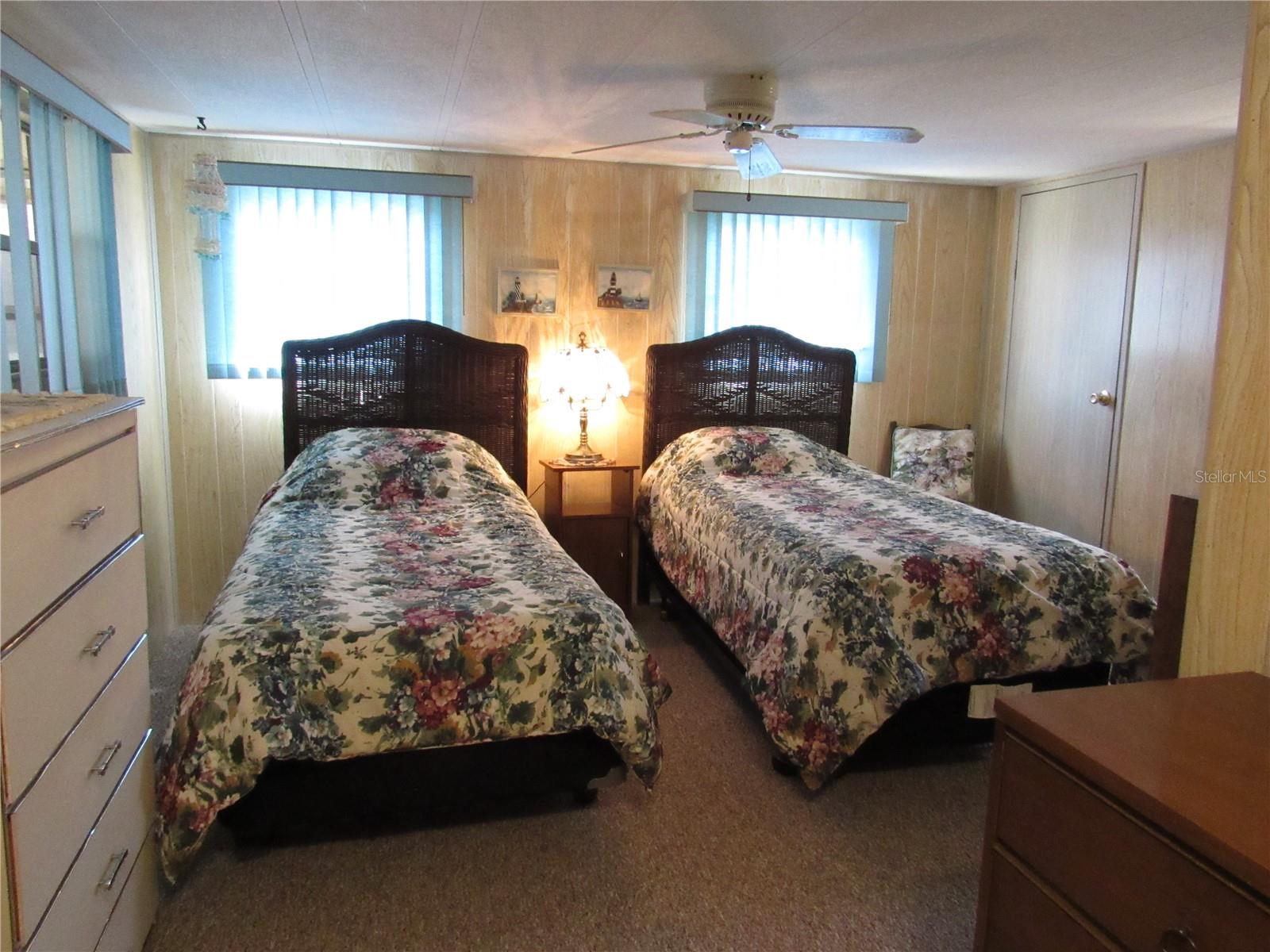 37112 SANDRA AVE, ZEPHYRHILLS, FL, 33542