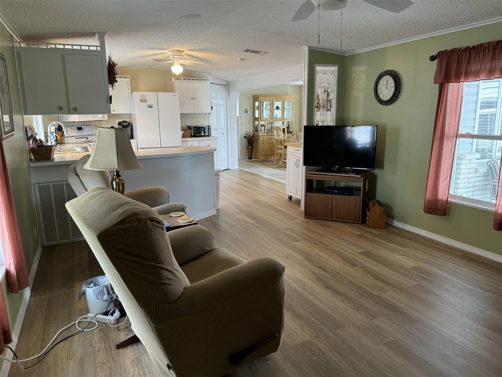 245 CHERRYWOOD DR, LAKE WALES, FL, 33898