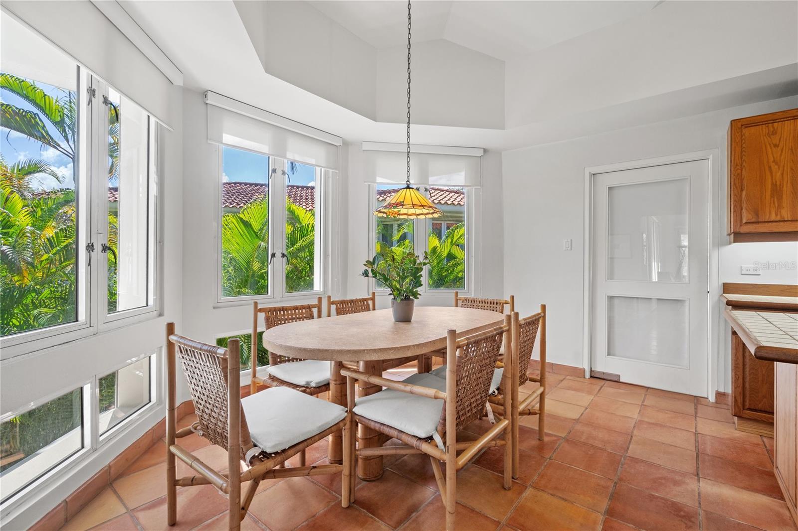 PR9105564 Property Photo