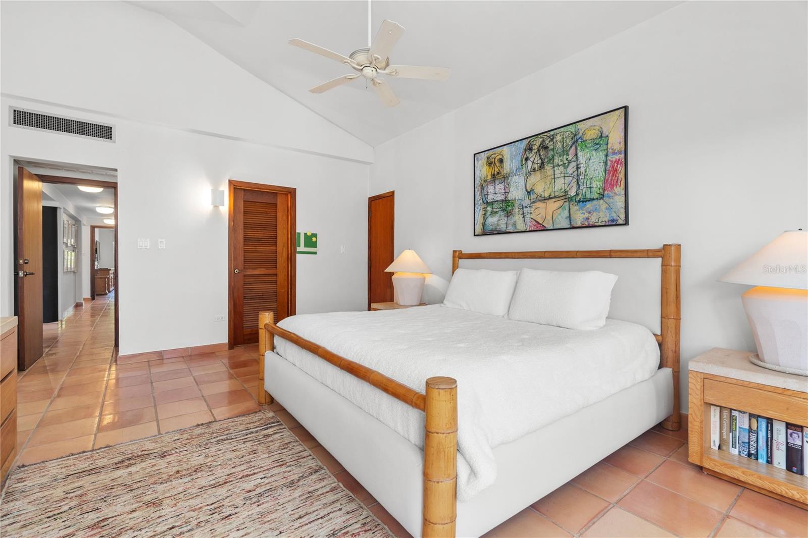 PR9105564 Property Photo