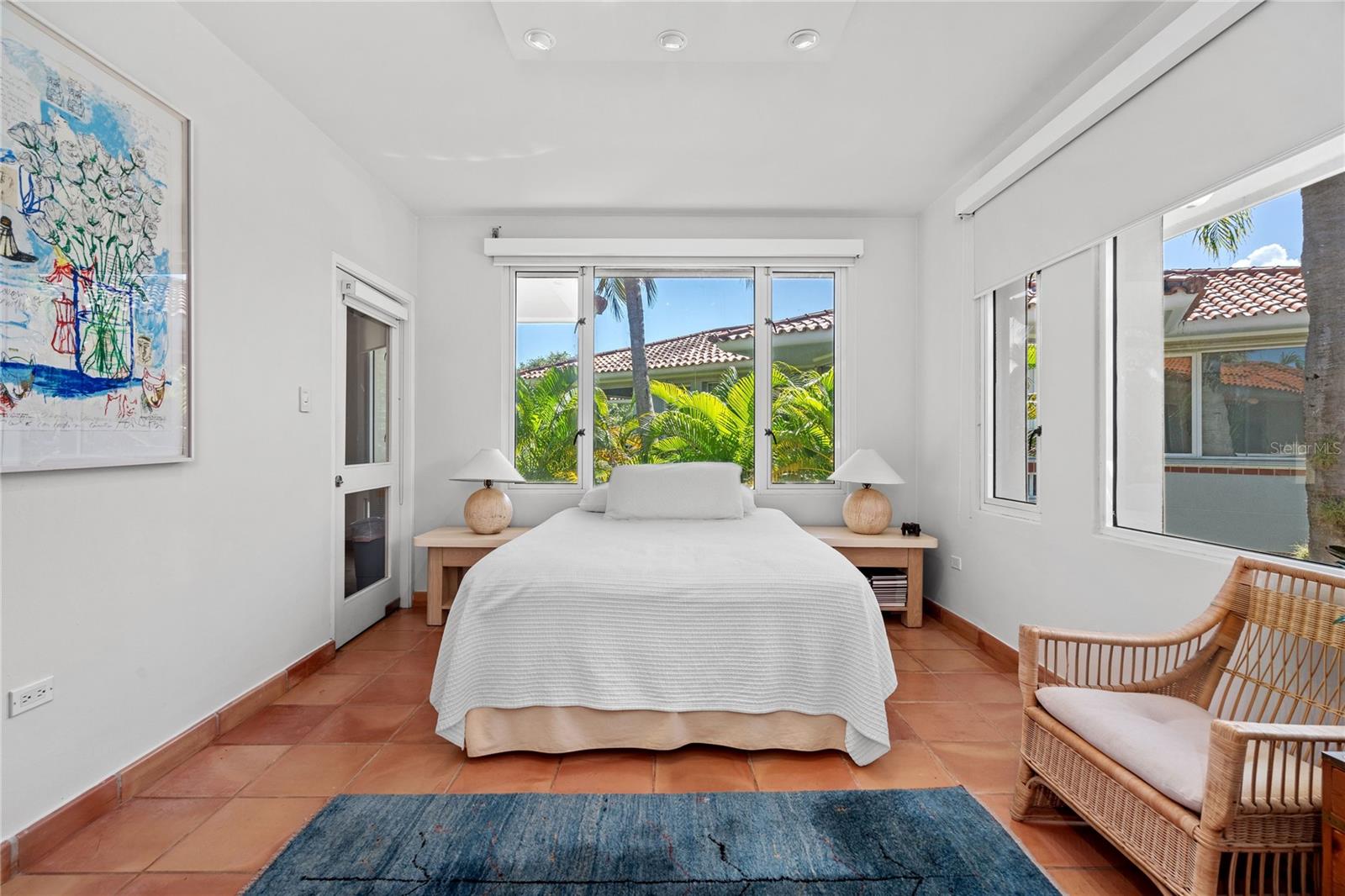 PR9105564 Property Photo