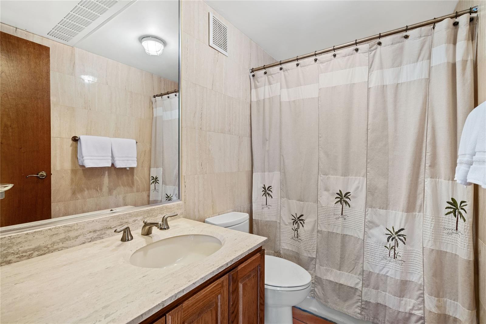 PR9105564 Property Photo