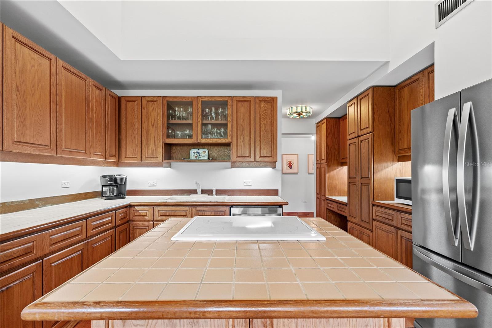 PR9105564 Property Photo