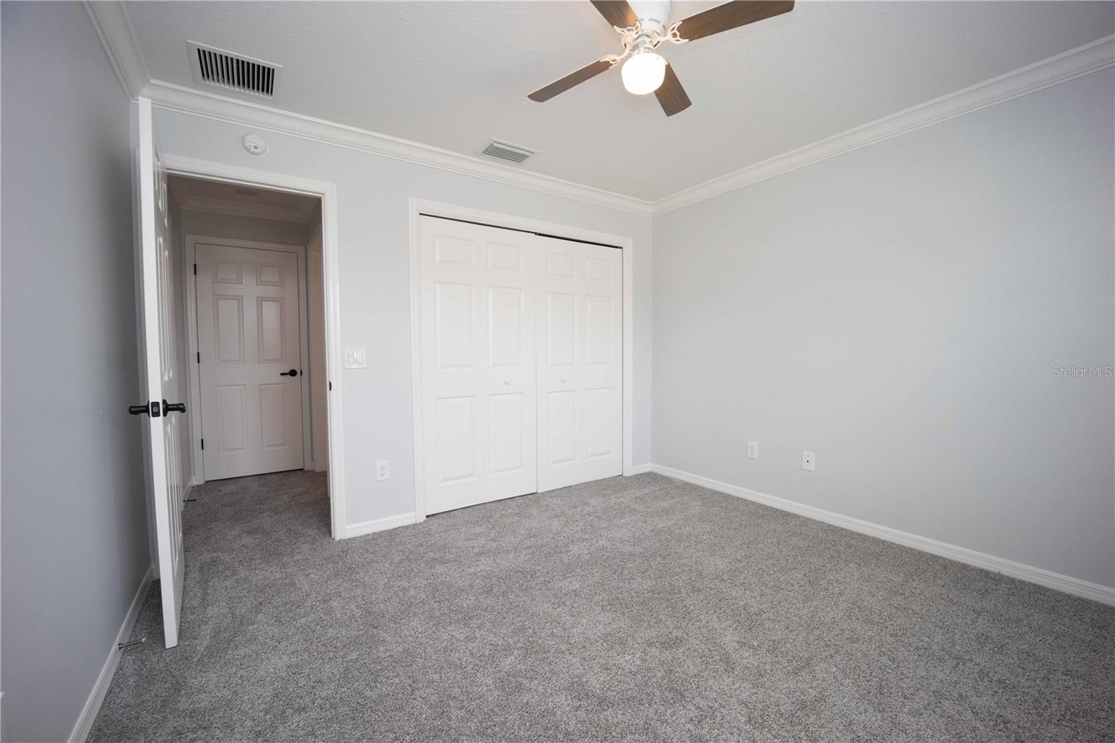 3277 SENNETT CIR, OXFORD, FL, 34484