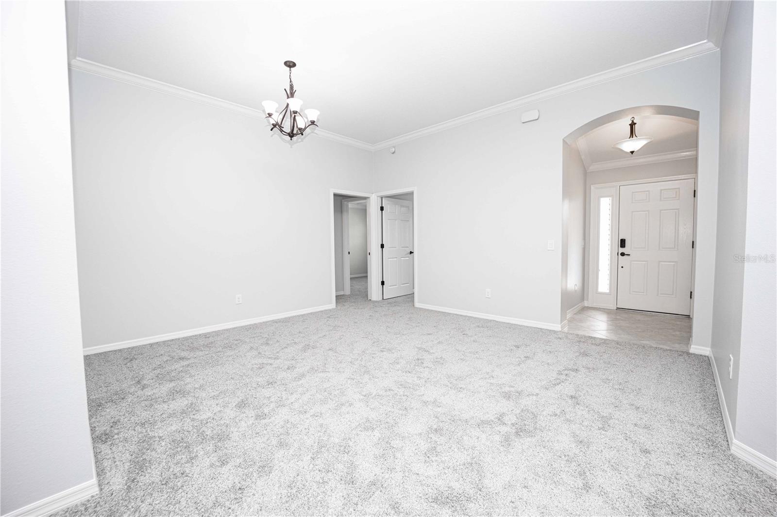 3277 SENNETT CIR, OXFORD, FL, 34484