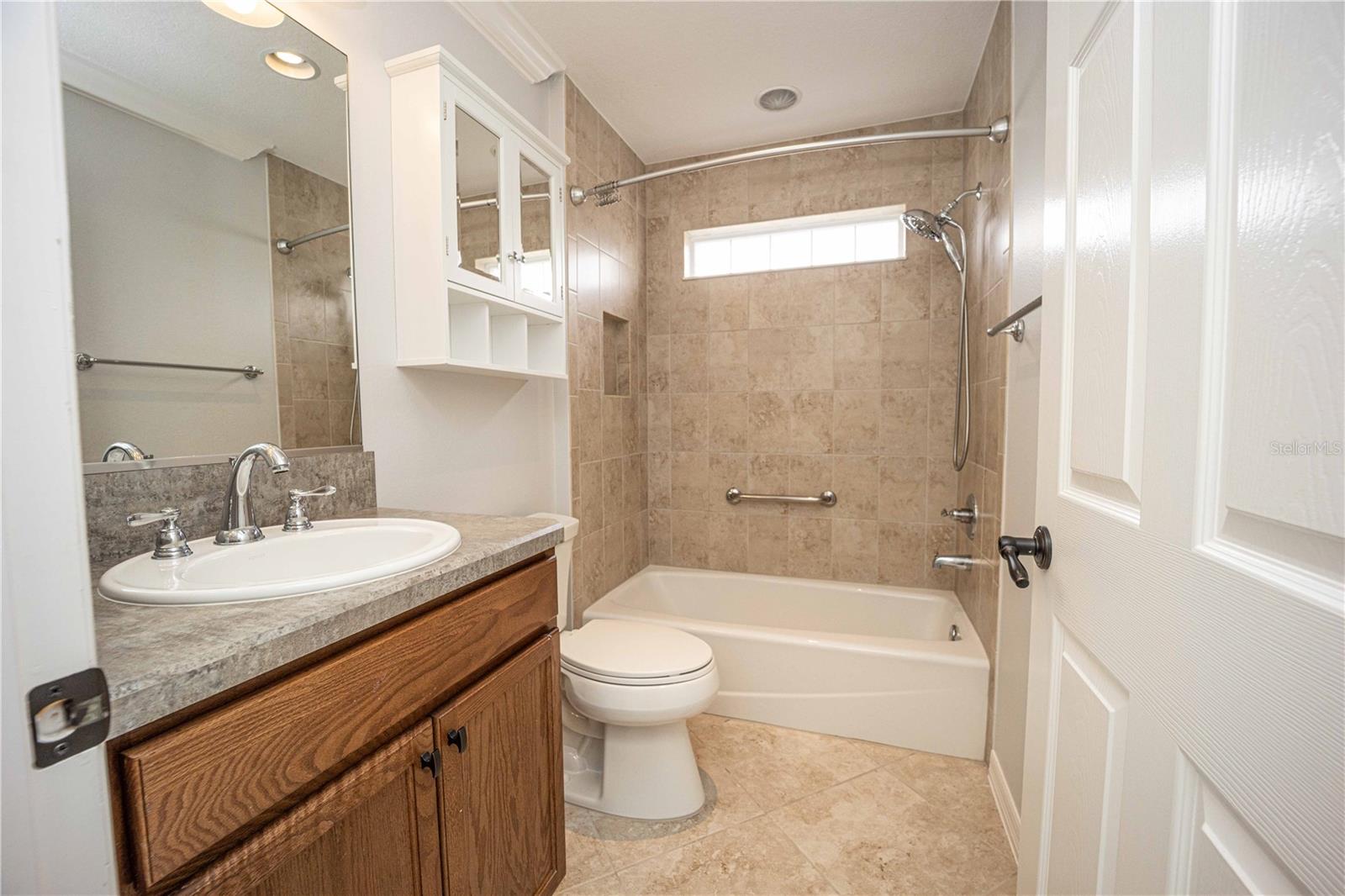 3277 SENNETT CIR, OXFORD, FL, 34484