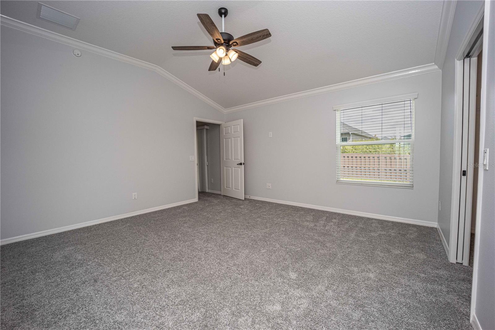 3277 SENNETT CIR, OXFORD, FL, 34484