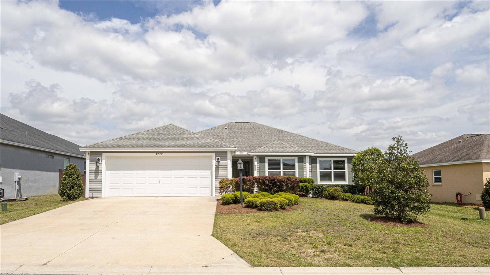 3277 SENNETT CIR, OXFORD, FL, 34484