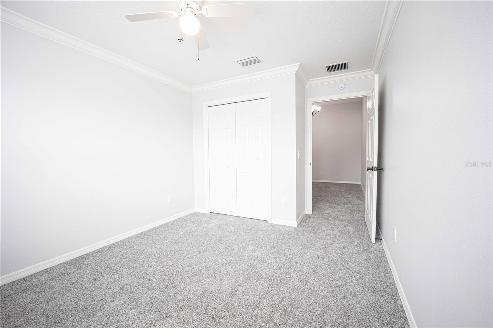 3277 SENNETT CIR, OXFORD, FL, 34484