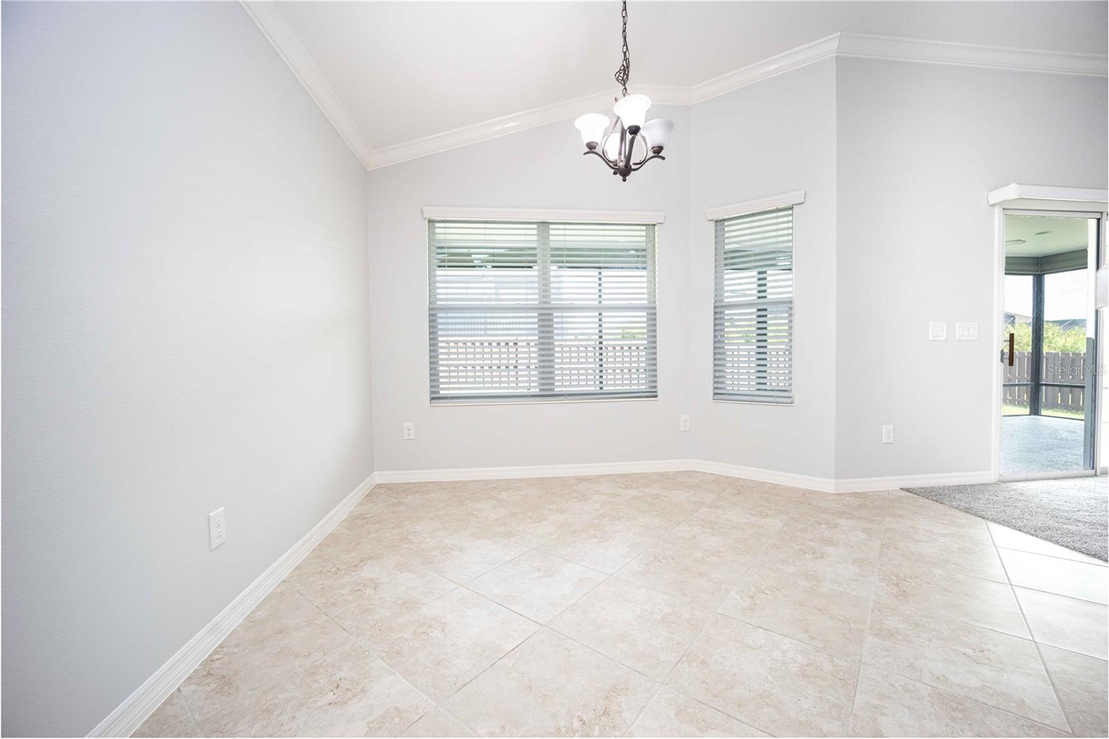 3277 SENNETT CIR, OXFORD, FL, 34484