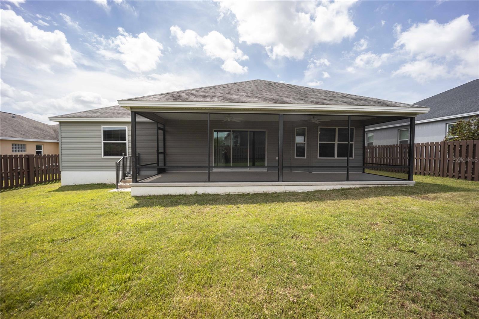 3277 SENNETT CIR, OXFORD, FL, 34484
