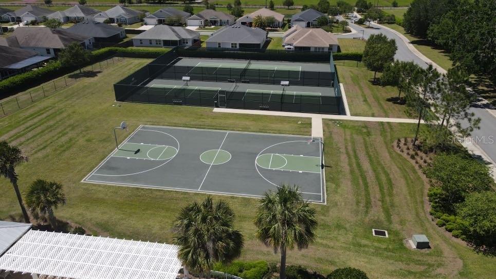 3277 SENNETT CIR, OXFORD, FL, 34484