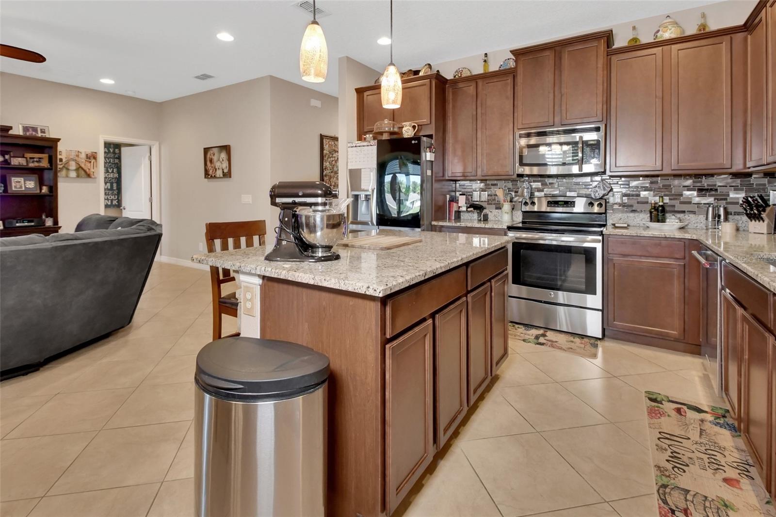605 CHAMPIONS GATE BLVD, DELAND, FL, 32724