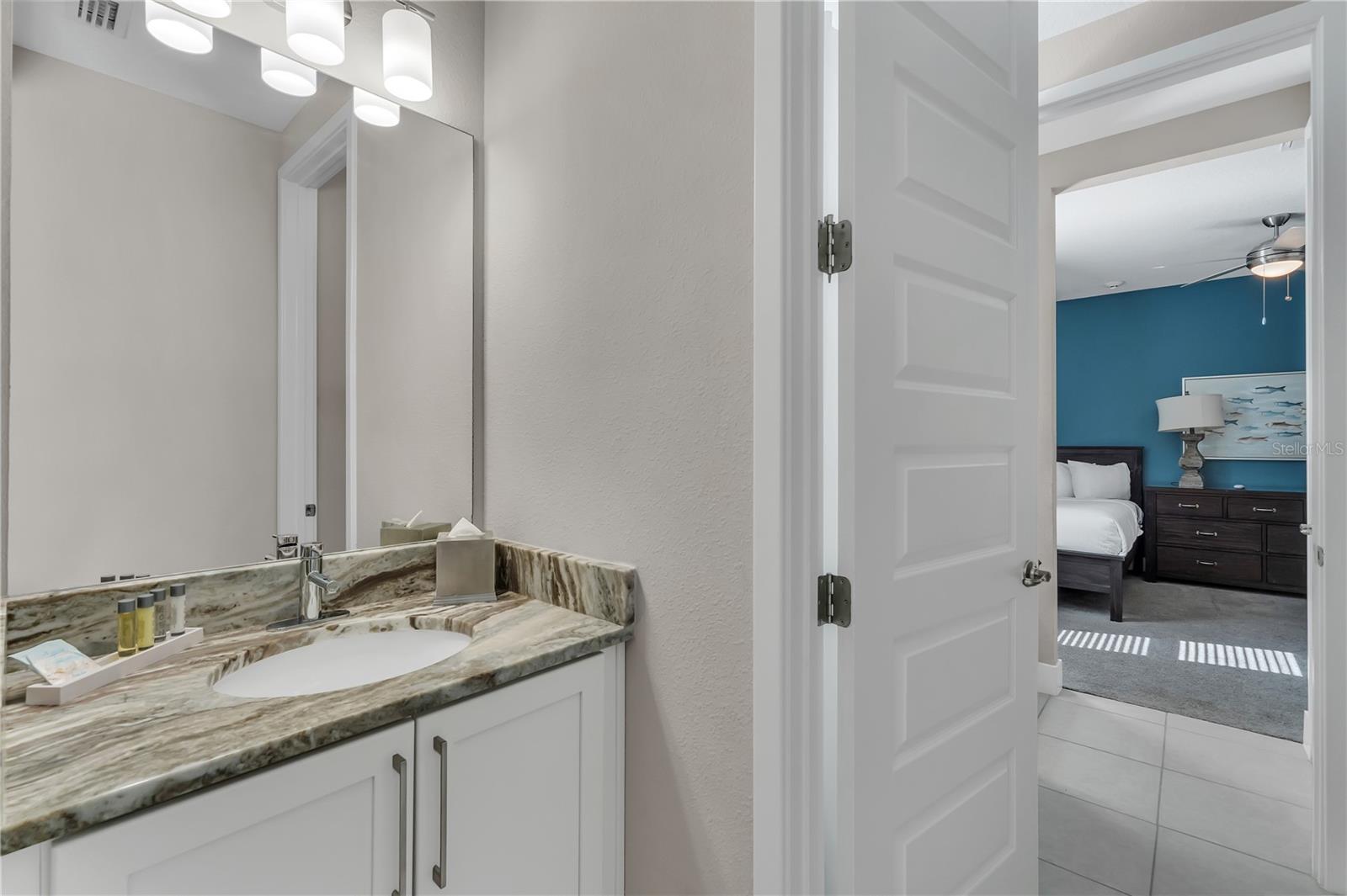 300 FALLS DR, KISSIMMEE, FL, 34747