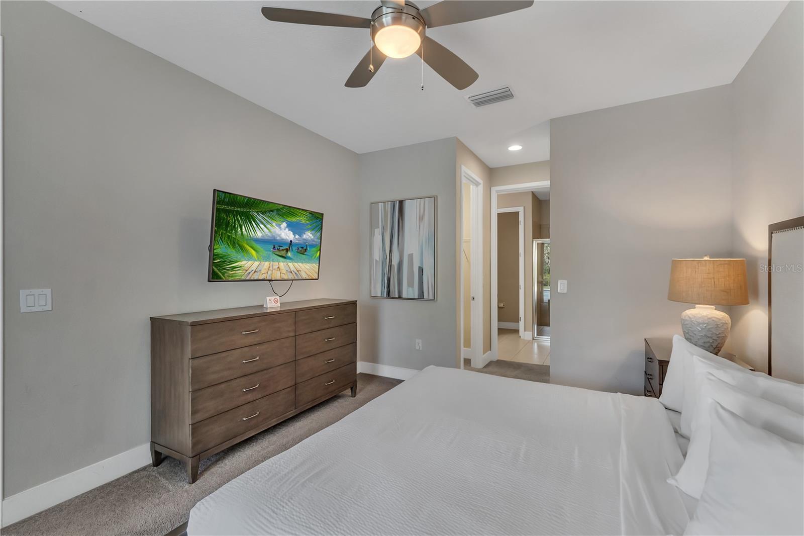 300 FALLS DR, KISSIMMEE, FL, 34747