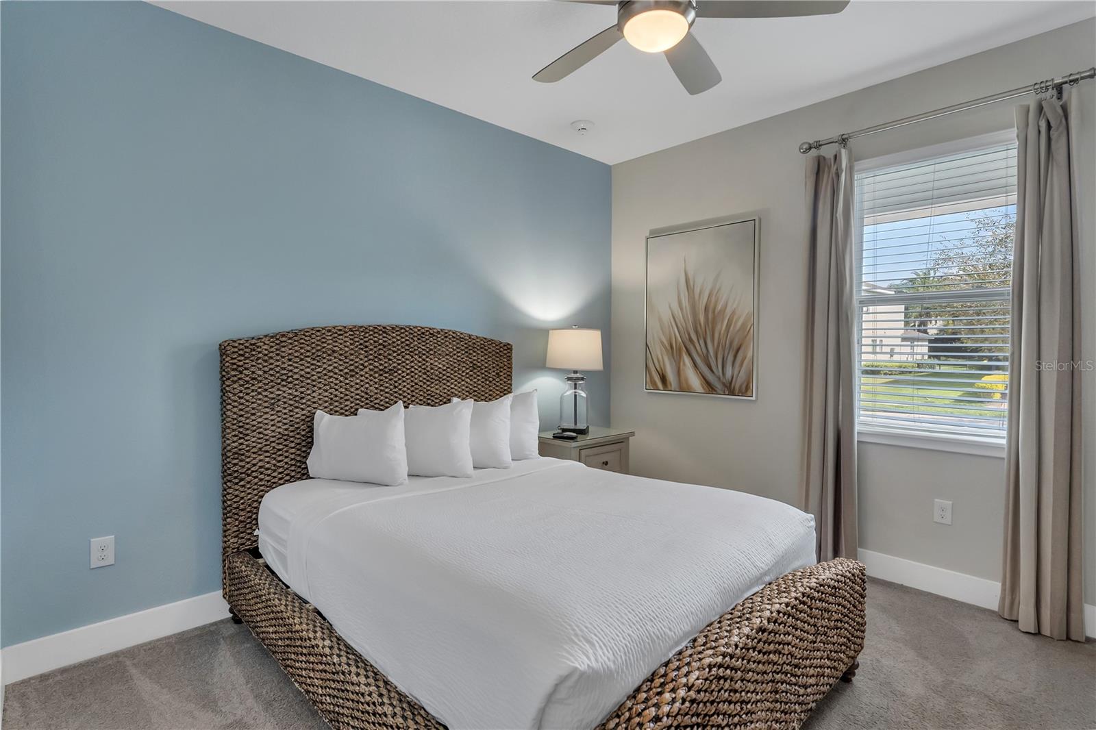 300 FALLS DR, KISSIMMEE, FL, 34747