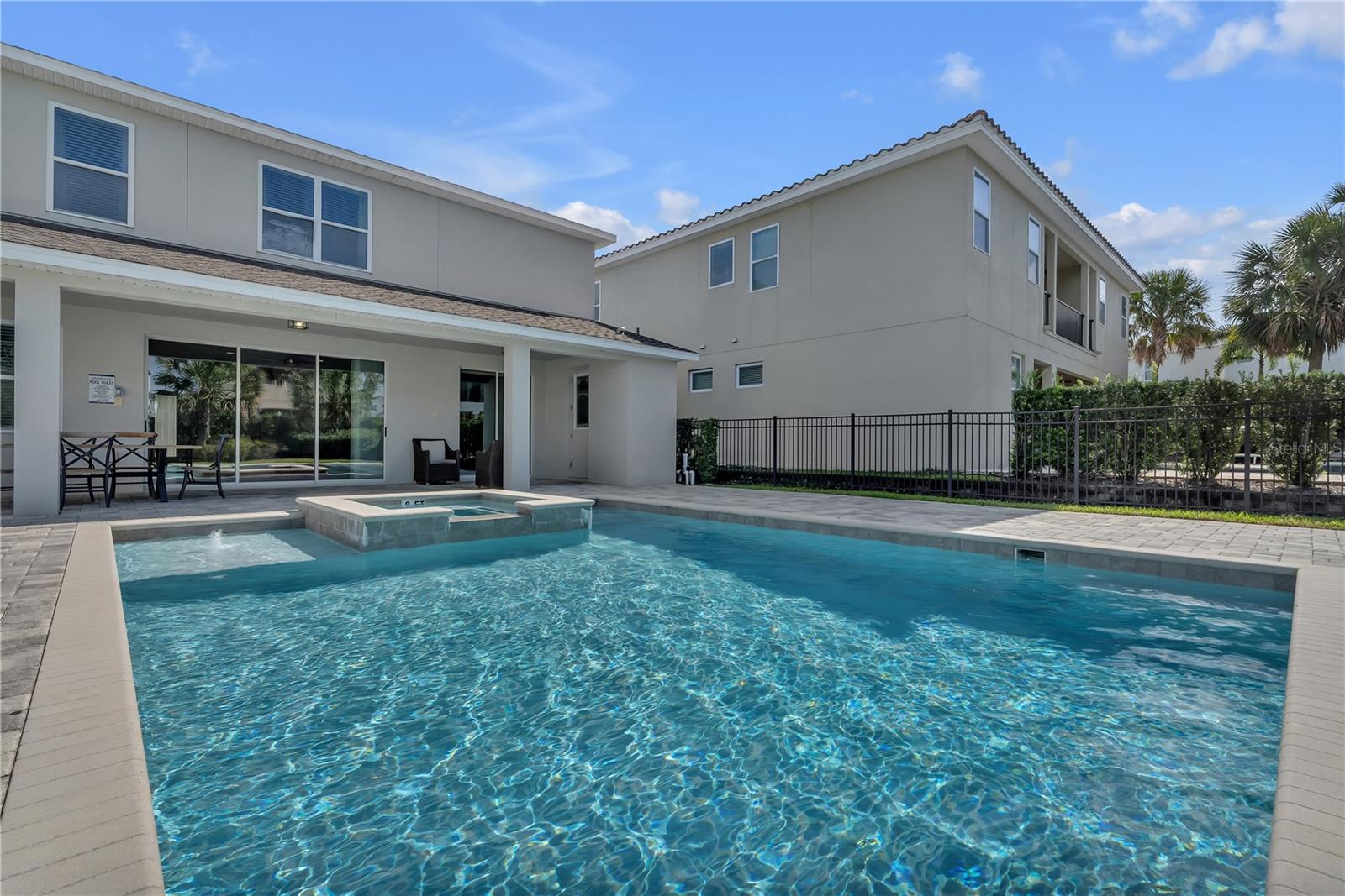 300 FALLS DR, KISSIMMEE, FL, 34747