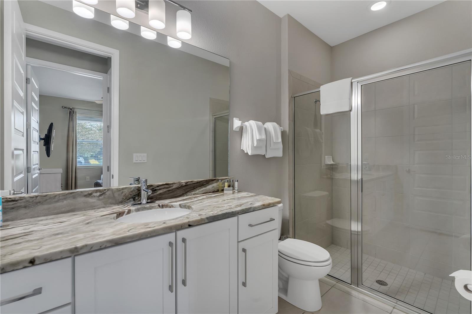300 FALLS DR, KISSIMMEE, FL, 34747