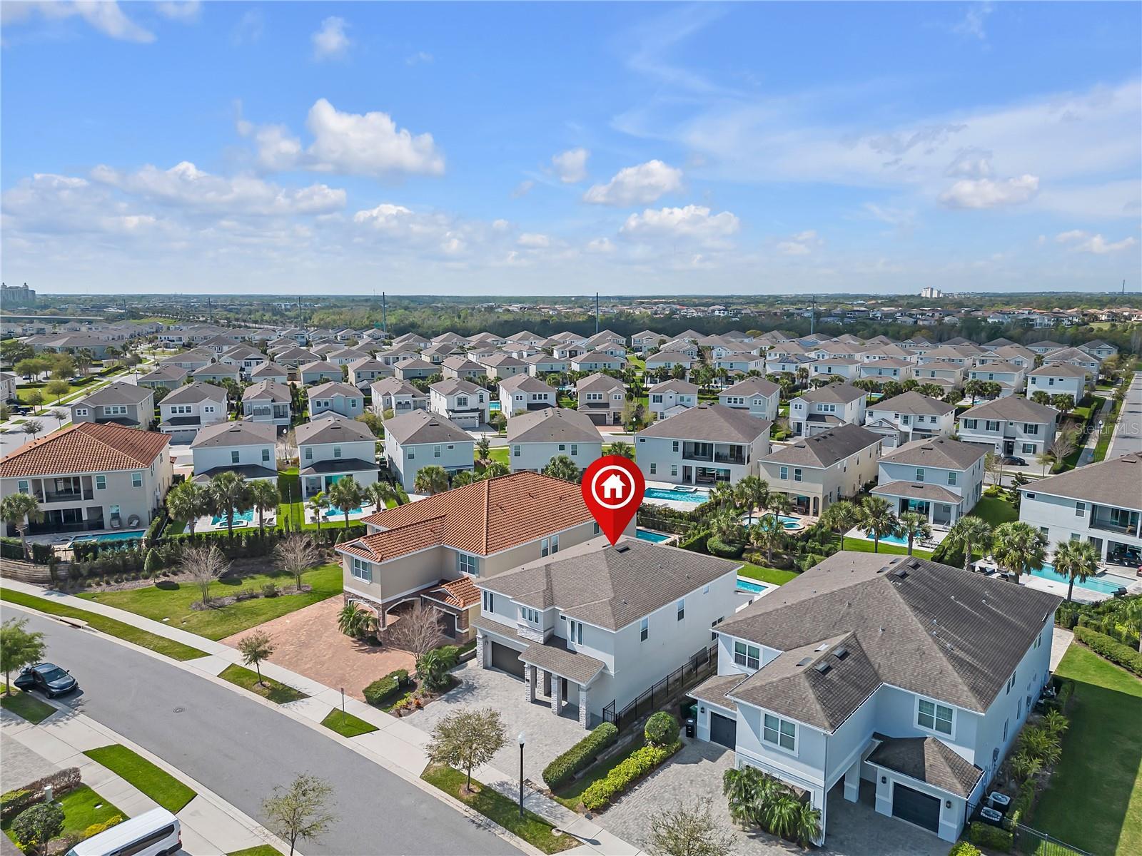 300 FALLS DR, KISSIMMEE, FL, 34747